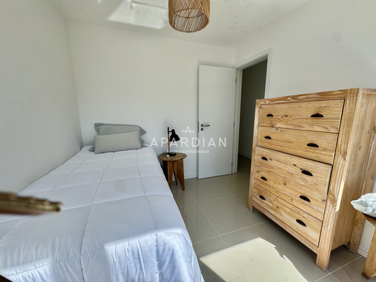 Apartamento ID.21098499 - Apartamento 3 dormitorios 2 baños en alquiler de verano