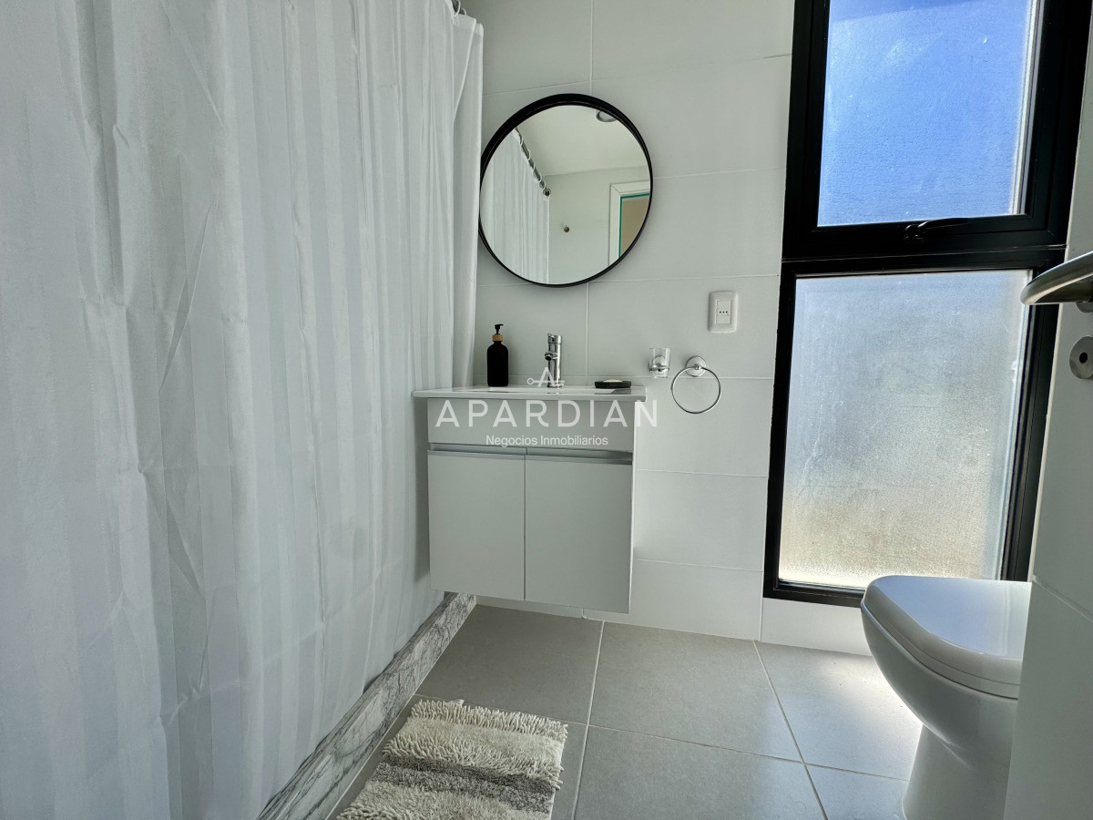 Apartamento ID.21098499 - Apartamento 3 dormitorios 2 baños en alquiler de verano