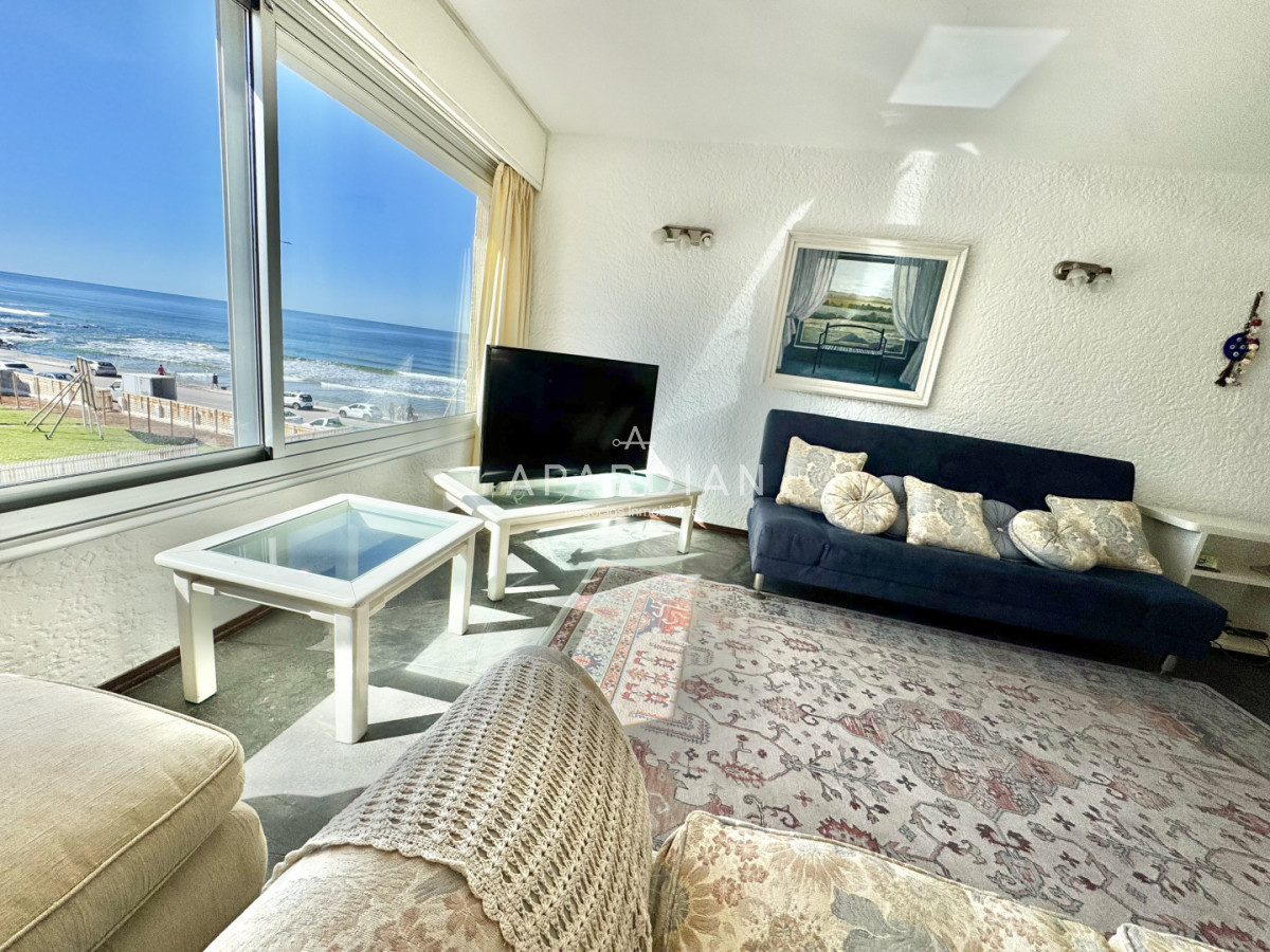 Apartamento ID.21099479 - Apartamento en venta 2 dormitorios con vista al mar!