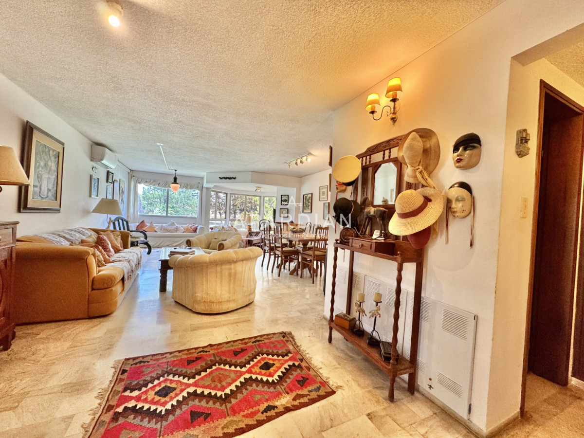 Apartamento ID.21092631 - Apartamento de 4 dormitorios en venta 