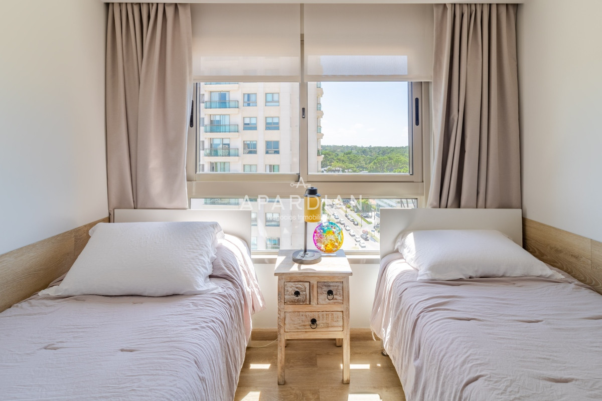 Apartamento ID.21092699 - Apartamento de 2 dormitorios en venta con vista al mar
