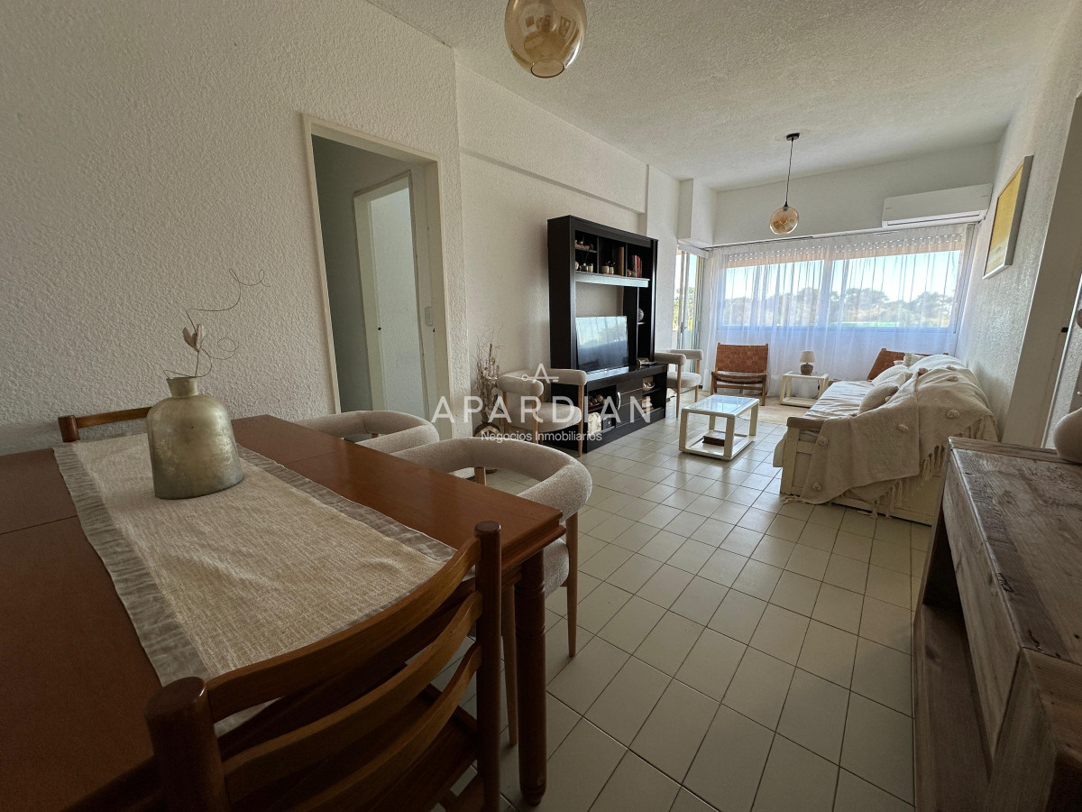 Apartamento ID.21093586 - Apartamento de 2 dormitorios en alquiler temporal