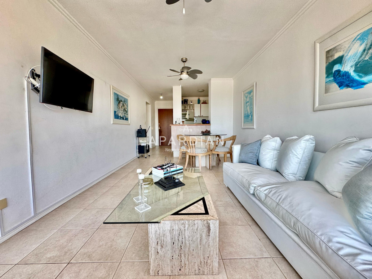 Apartamento ID.21097204 - Apartamento 2 dormitorios en venta Punta del Este