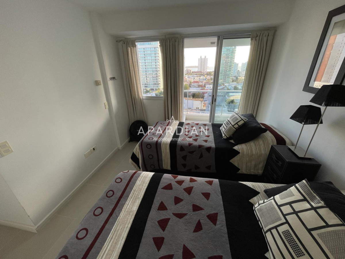 Apartamento ID.21094985 - Apartamento de 2 dormitorios con vista al mar