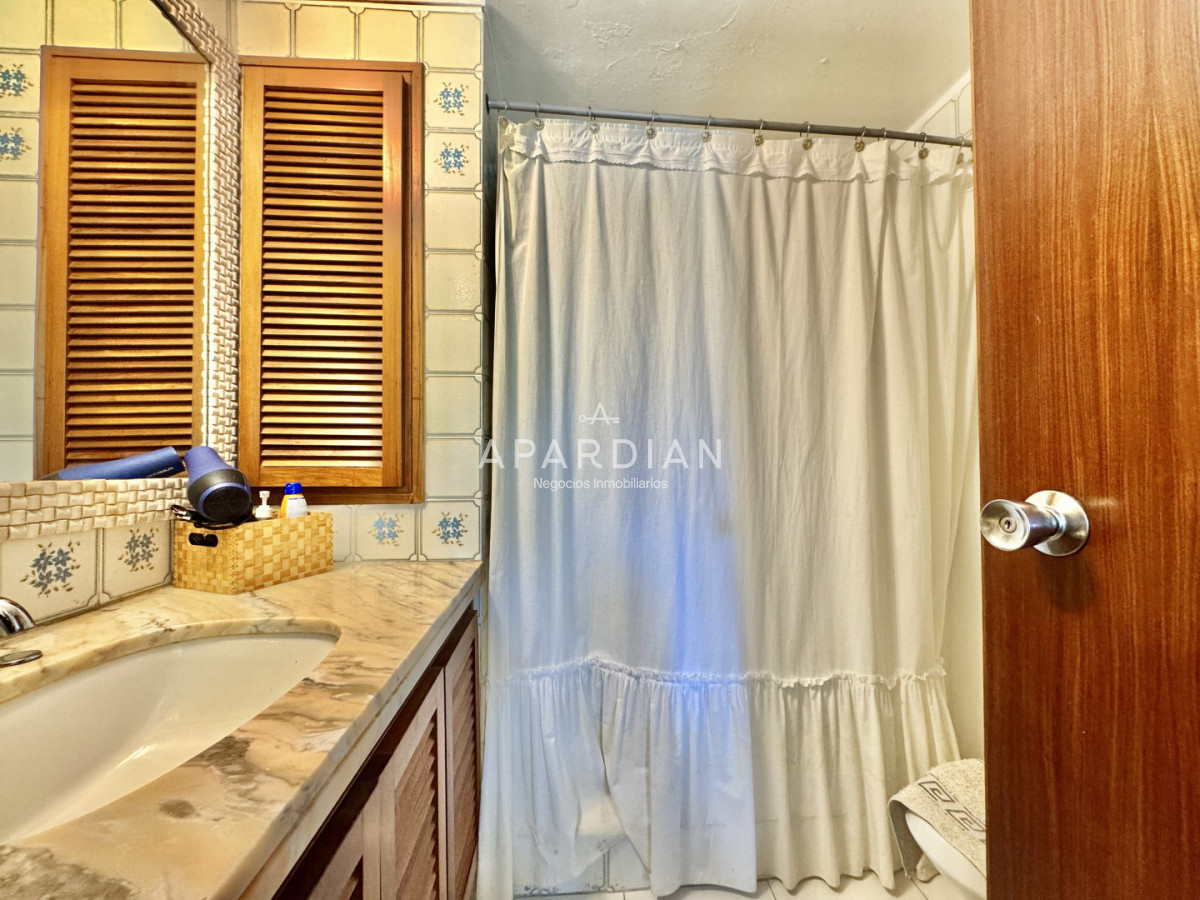 Apartamento ID.21092631 - Apartamento de 4 dormitorios en venta 