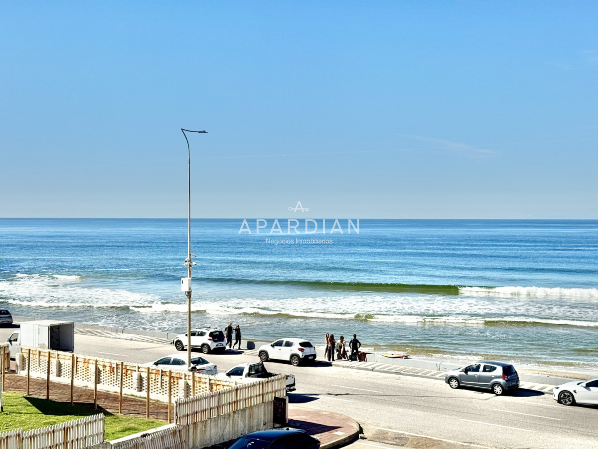 Apartamento ID.21099479 - Apartamento en venta 2 dormitorios con vista al mar!