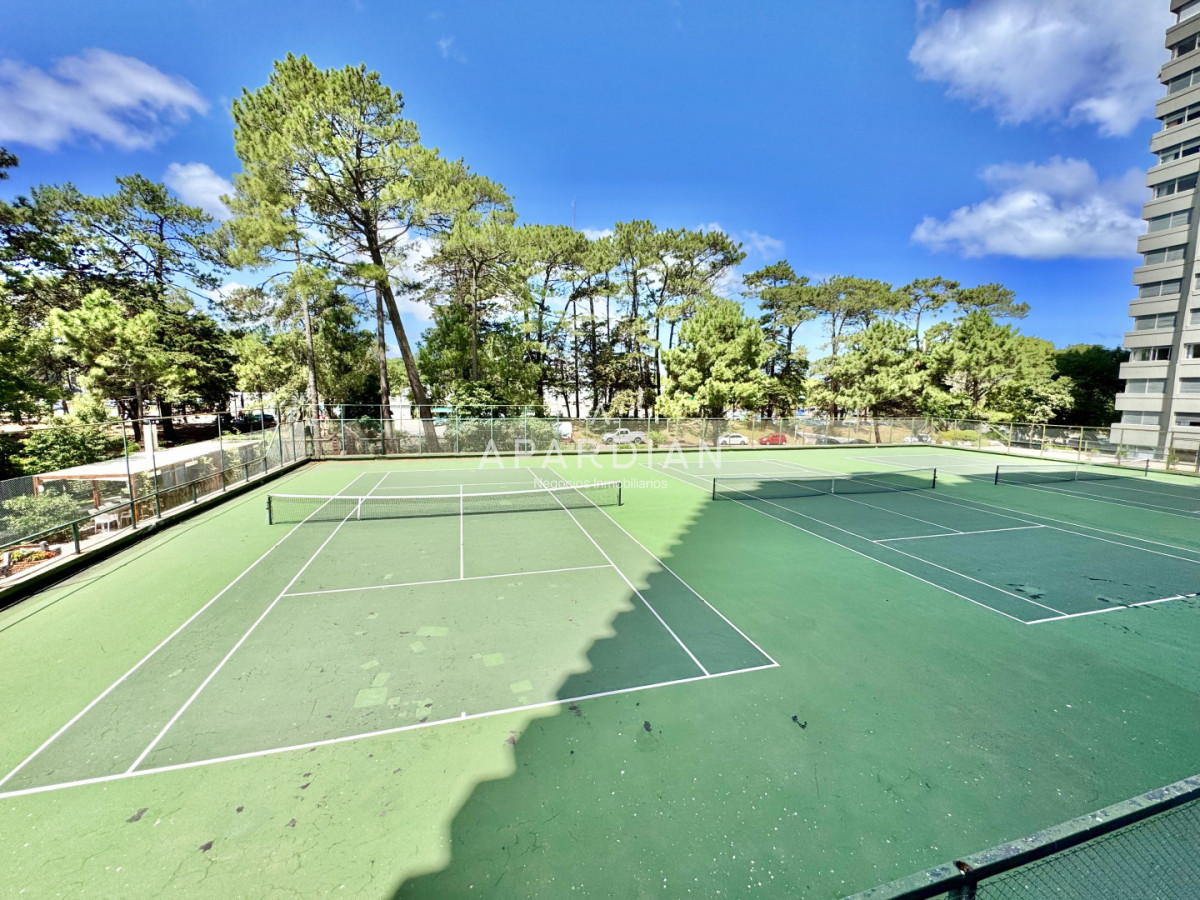 Apartamento ID.21092631 - Apartamento de 4 dormitorios en venta 