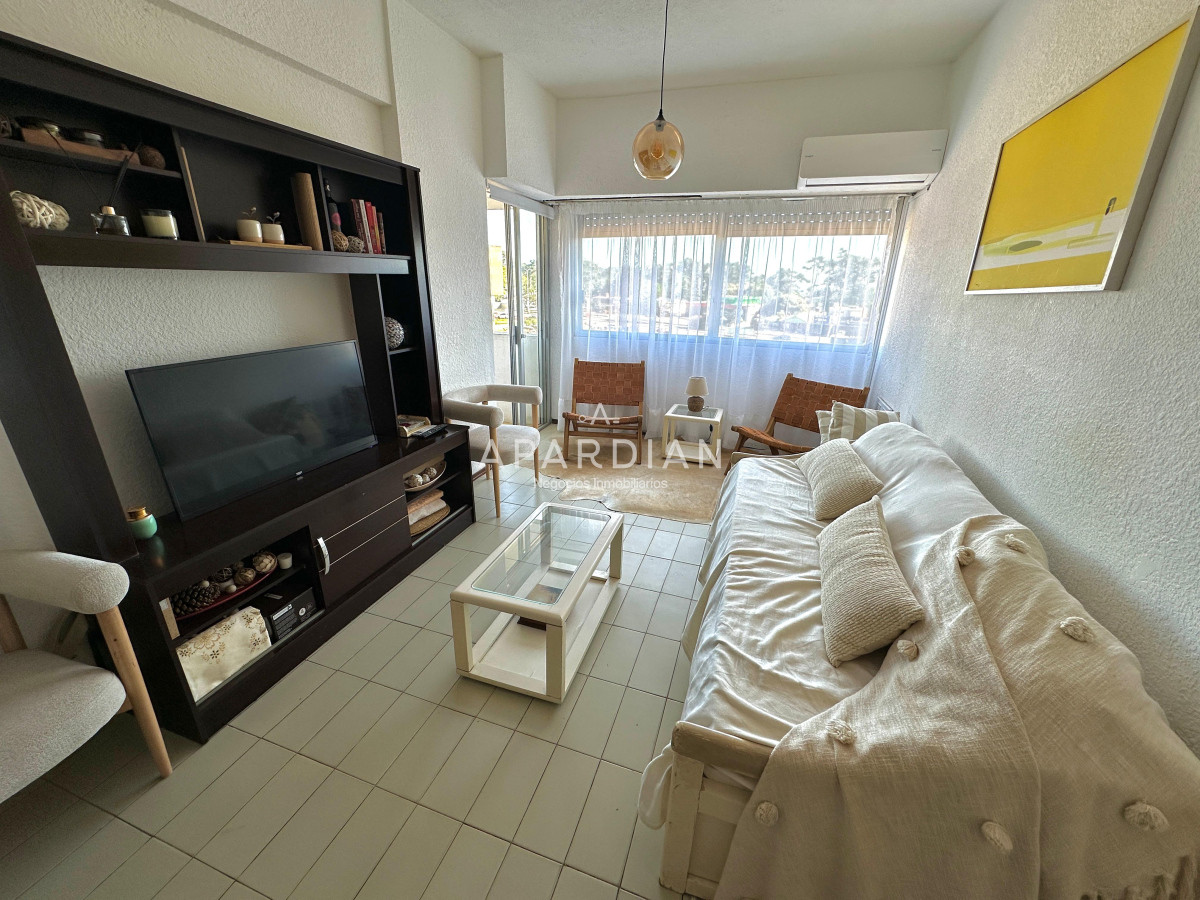 Apartamento ID.21093586 - Apartamento de 2 dormitorios en alquiler temporal