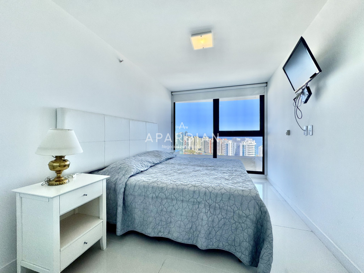 Apartamento ID.21099281 - Apartamento de 3 dormitorios en suite en venta