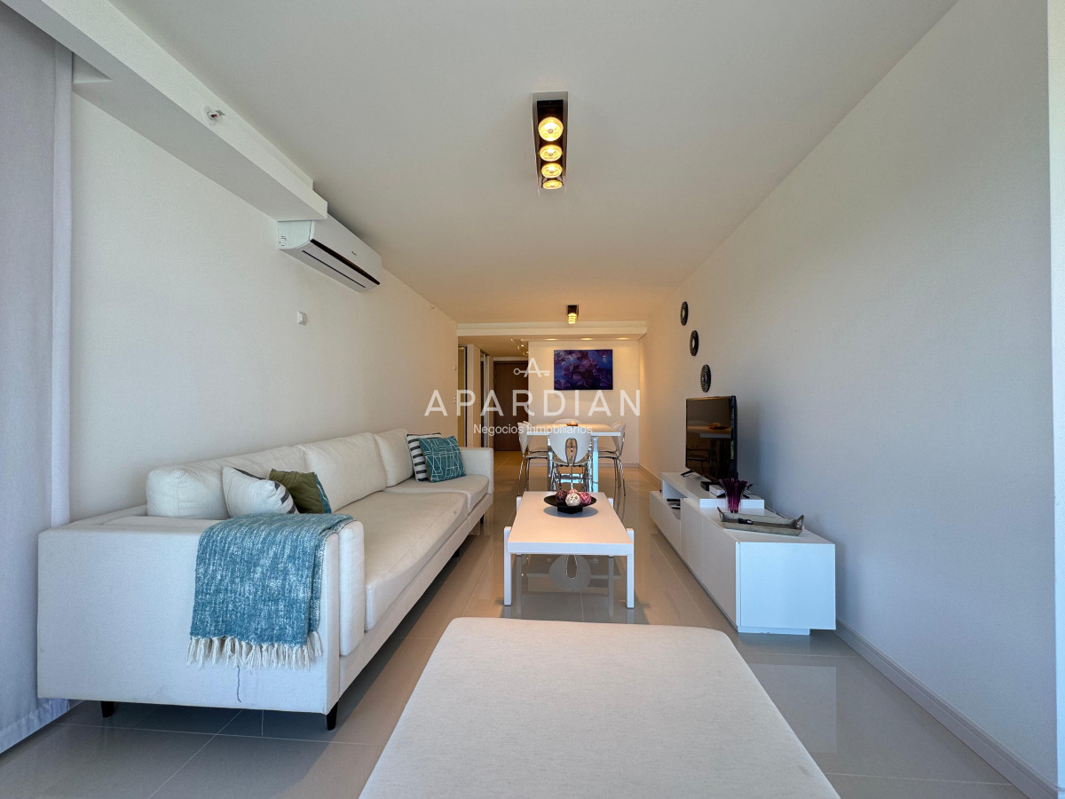 Apartamento ID.21096949 - Apartamento en venta, 2 dormitorios + dependencia