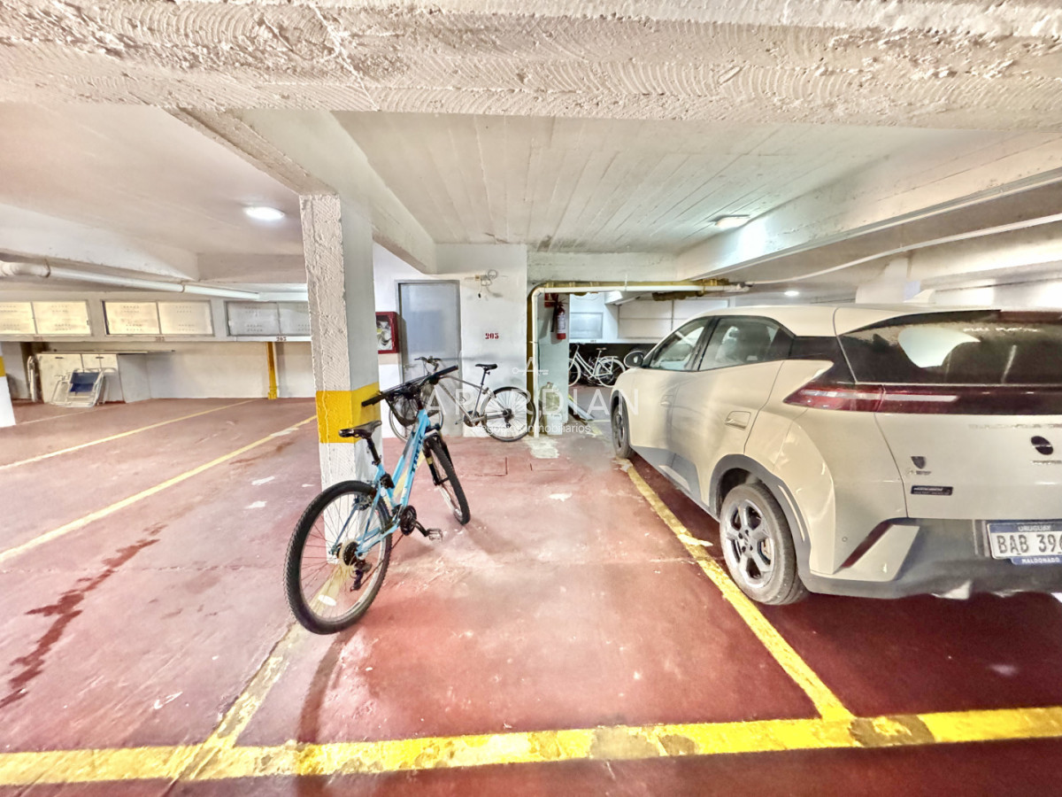 Apartamento ID.21099479 - Apartamento en venta 2 dormitorios con vista al mar!