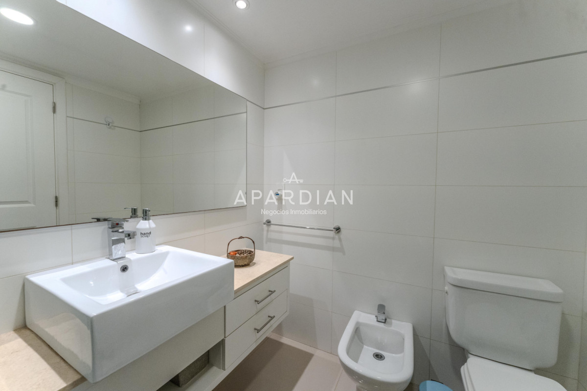 Apartamento ID.21099370 - Apartamento en venta playa mansa 2 dormitorios