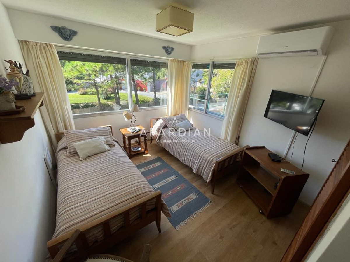 Apartamento ID.21092631 - Apartamento de 4 dormitorios 