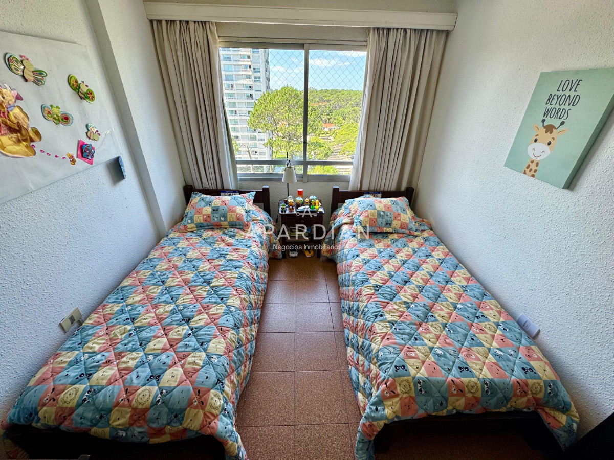 Apartamento ID.21097128 - Apartamento de 2 dormitorios en venta, Punta del Este