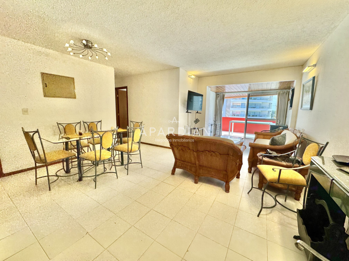 Apartamento ID.21098789 - Apartamento de 2 dormitorios en venta y alquiler