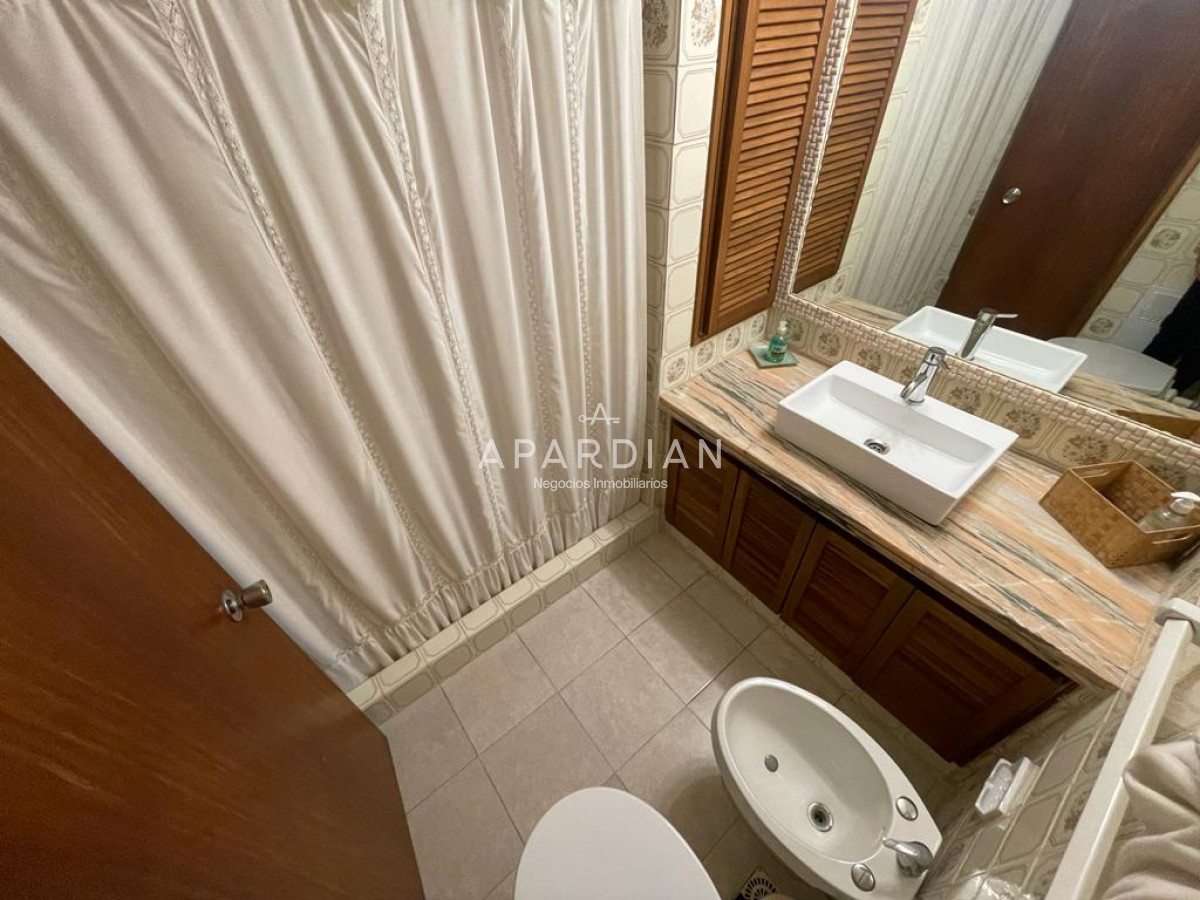 Apartamento ID.21092631 - Apartamento de 4 dormitorios 