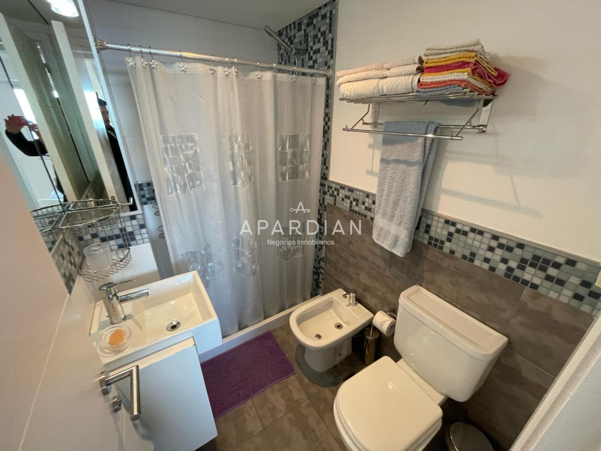 Apartamento ID.21094985 - Apartamento de 2 dormitorios con vista al mar