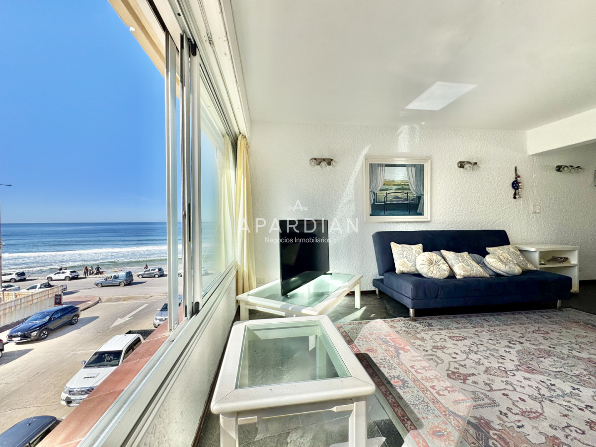 Apartamento ID.21099479 - Apartamento en venta 2 dormitorios con vista al mar!