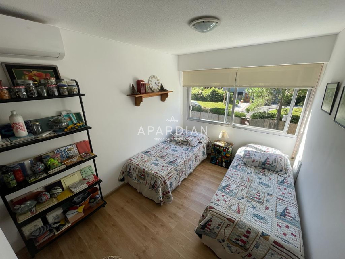 Apartamento ID.21092631 - Apartamento de 4 dormitorios 