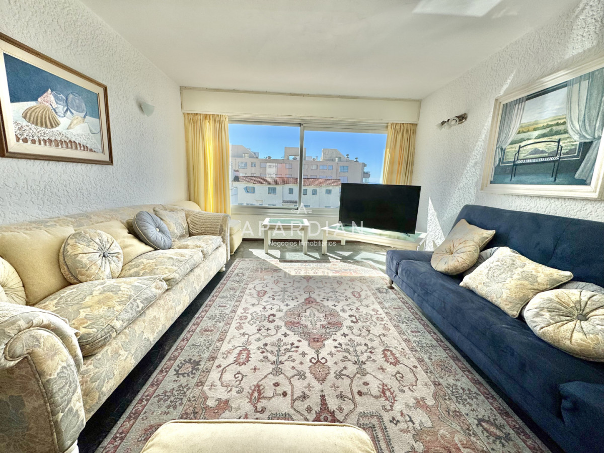 Apartamento ID.21099479 - Apartamento en venta 2 dormitorios con vista al mar!