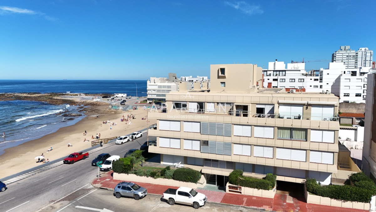 Apartamento ID.21099479 - Apartamento en venta 2 dormitorios con vista al mar!