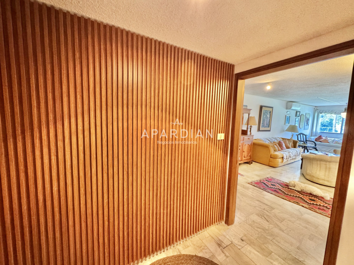 Apartamento ID.21092631 - Apartamento de 4 dormitorios en venta 