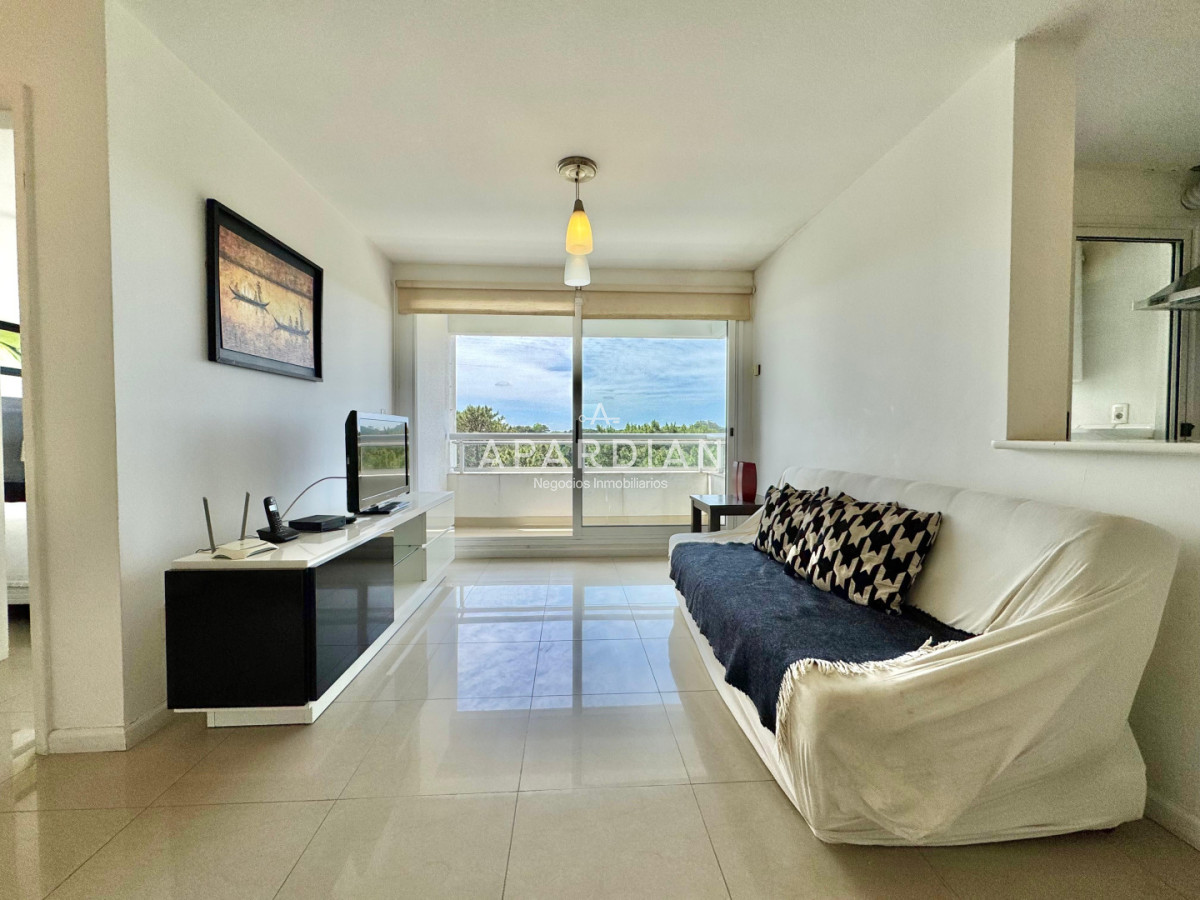 Apartamento ID.21094863 - Apartamento de 2 dormitorios en venta Punta del Este