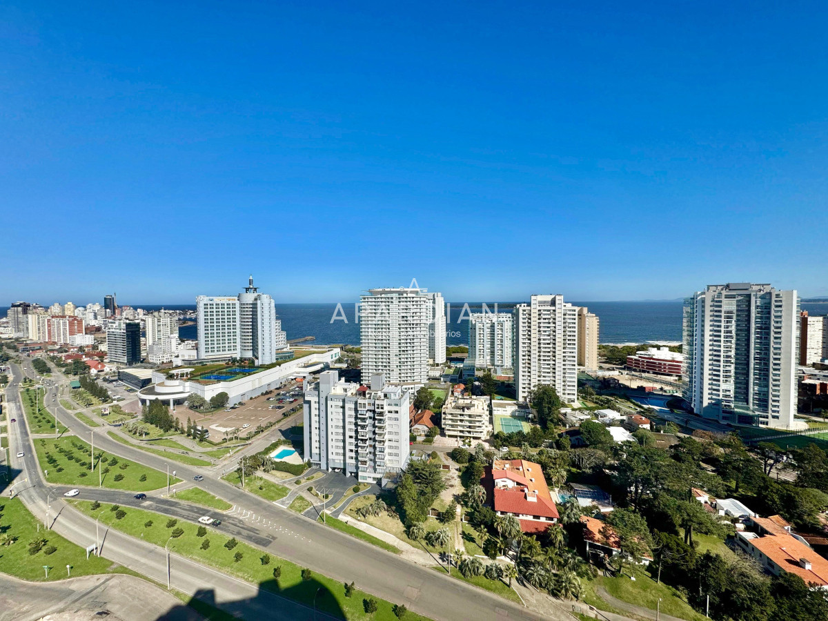 Apartamento ID.21098353 - Penthouse duplex de 3 dormitorios en venta y alquiler, Punta del Este!
