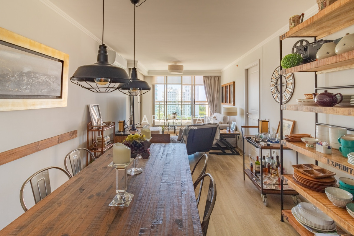 Apartamento ID.21092699 - Apartamento de 2 dormitorios en venta con vista al mar