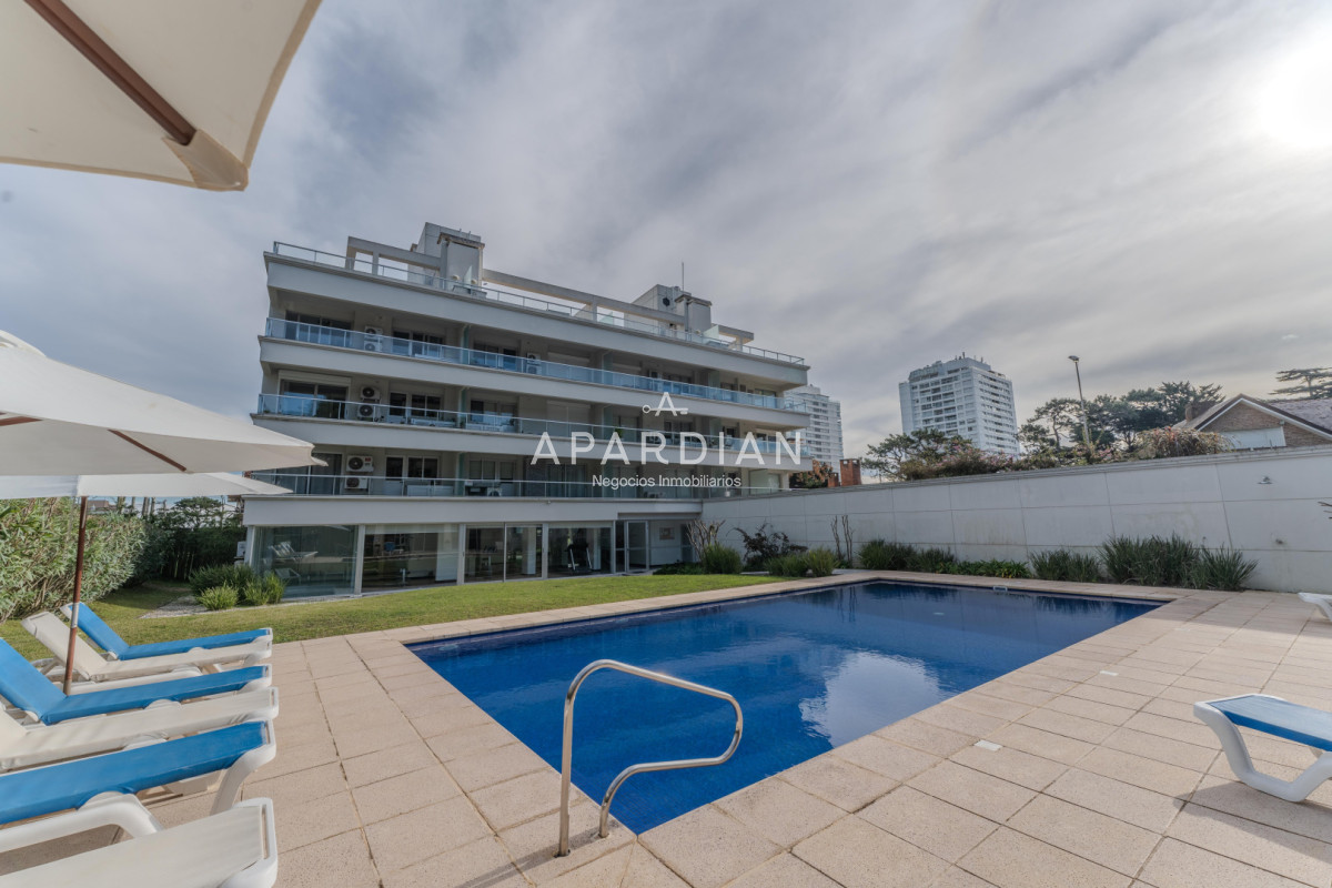 Apartamento ID.21099370 - Apartamento en venta playa mansa 2 dormitorios