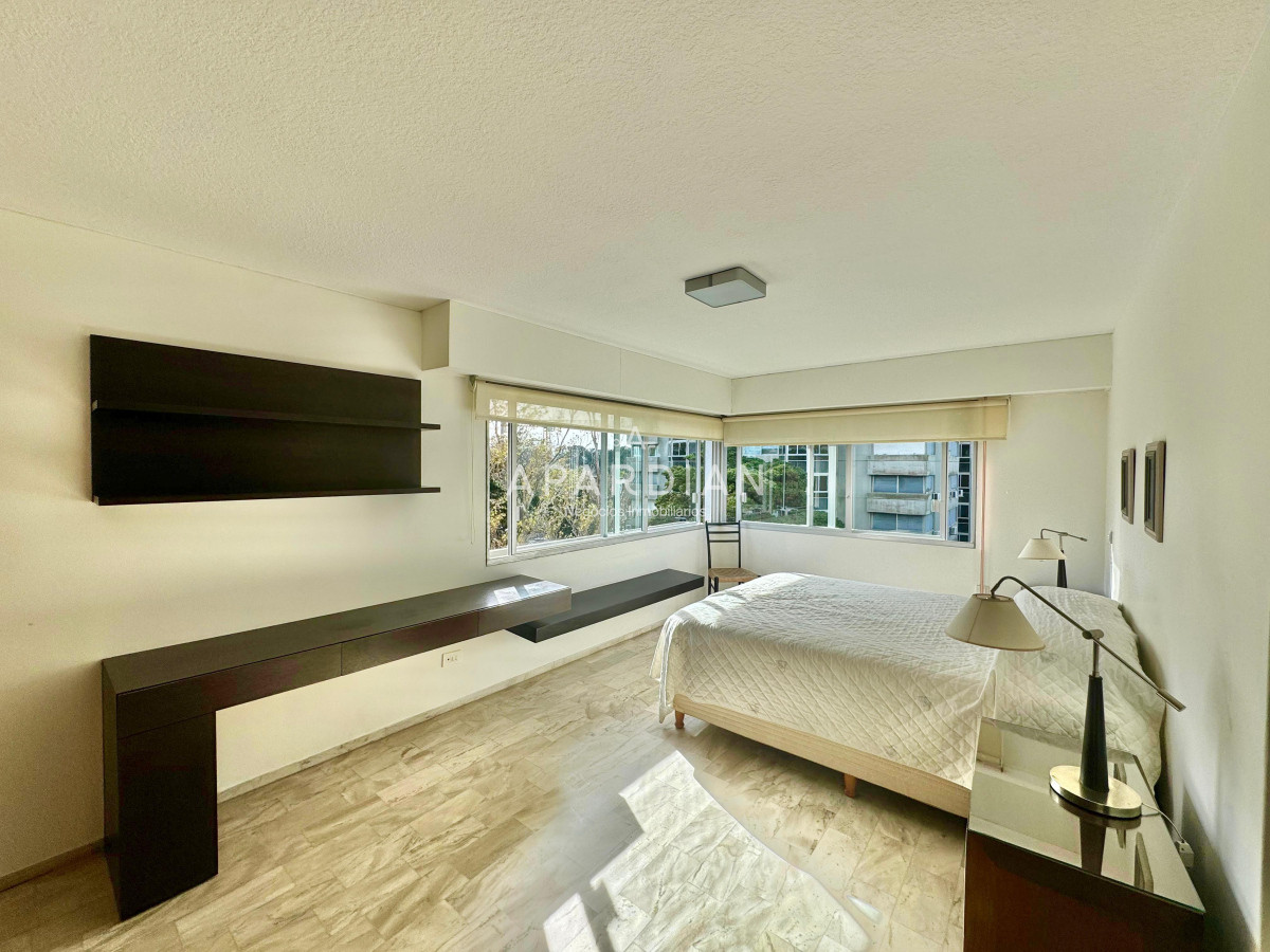 Apartamento ID.21098073 - Roosevelt Center en alquiler anual