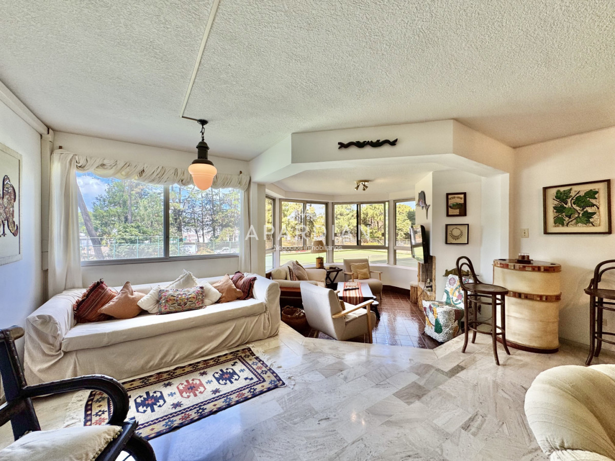 Apartamento ID.21092631 - Apartamento de 4 dormitorios en venta 