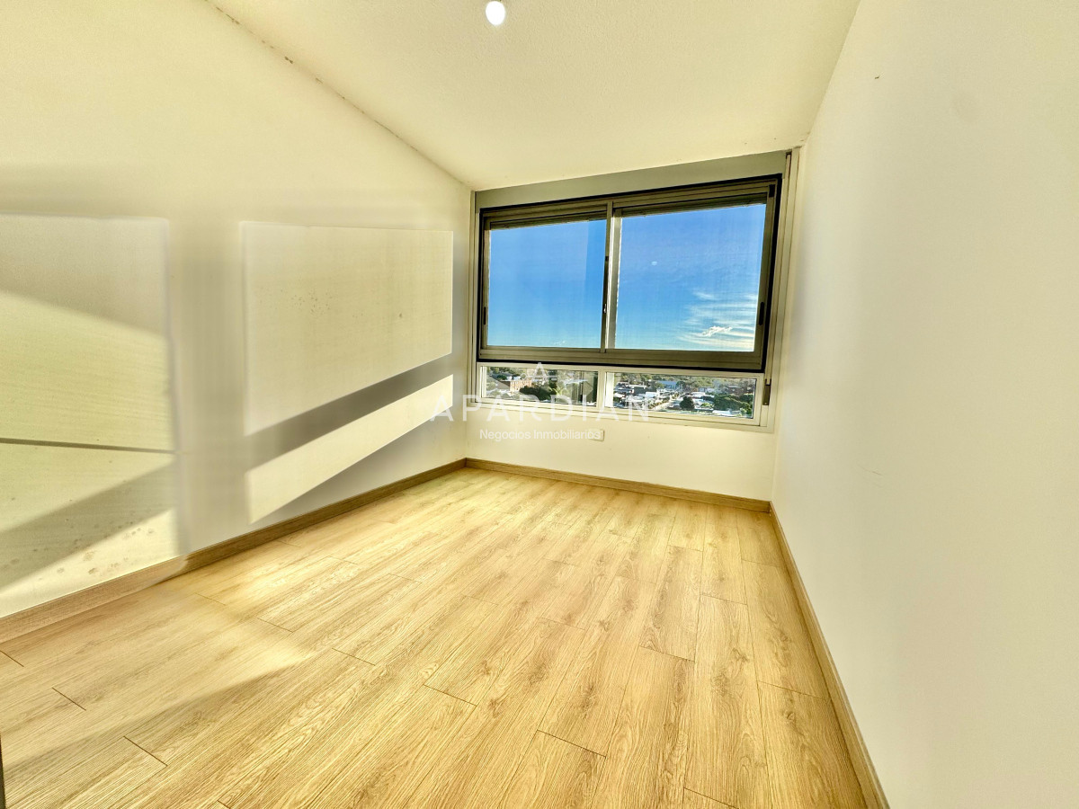 Apartamento ID.21097723 - Apartamento de 3 dormitorios en alquiler anual Maldonado