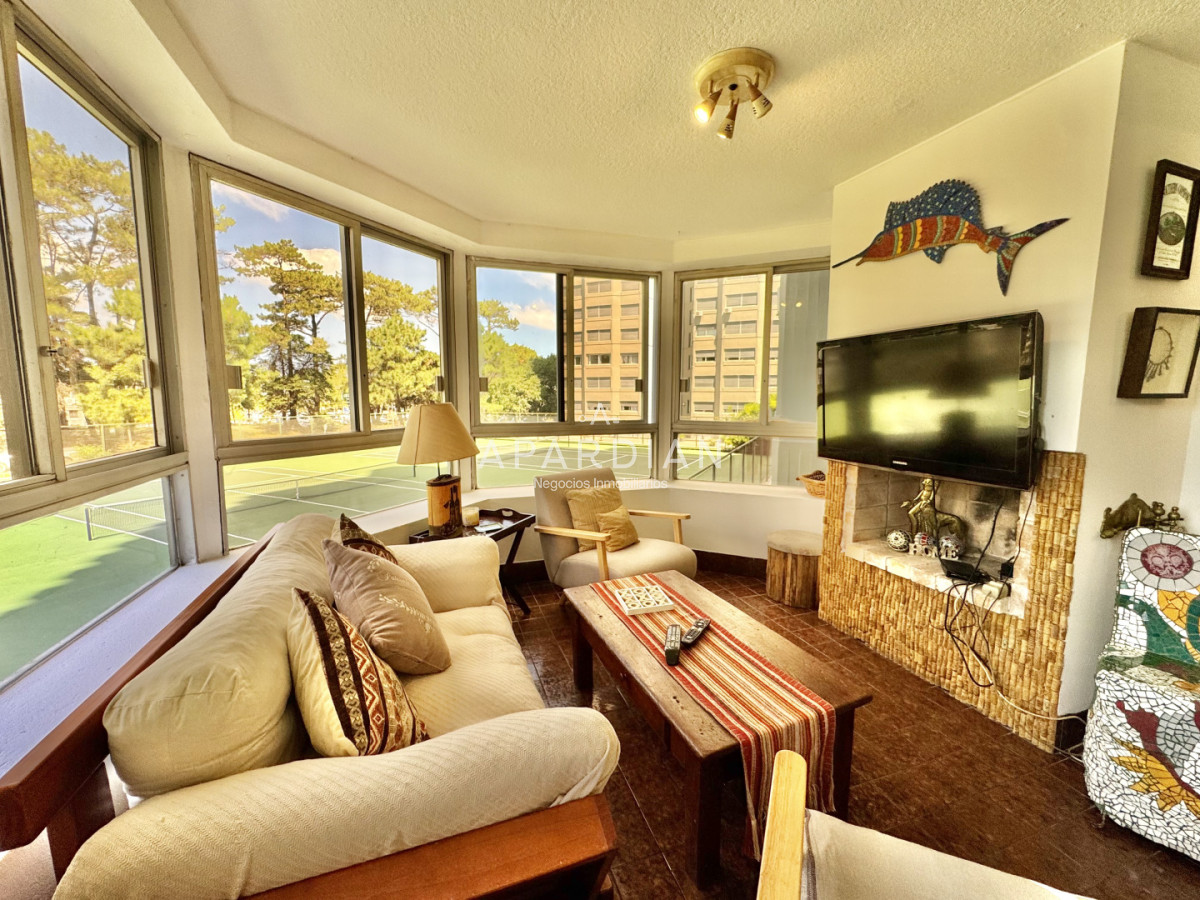 Apartamento ID.21092631 - Apartamento de 4 dormitorios en venta 