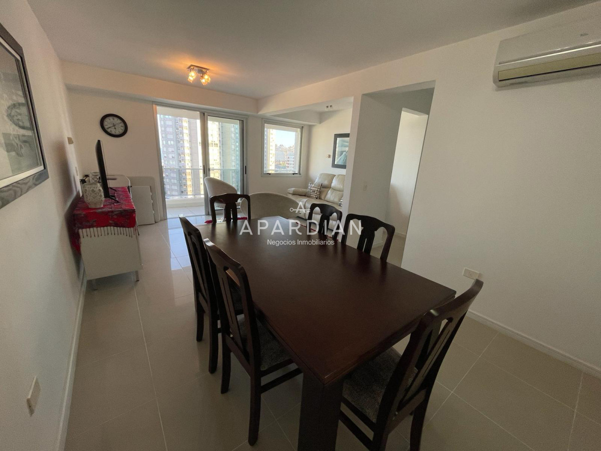 Apartamento ID.21094985 - Apartamento de 2 dormitorios con vista al mar