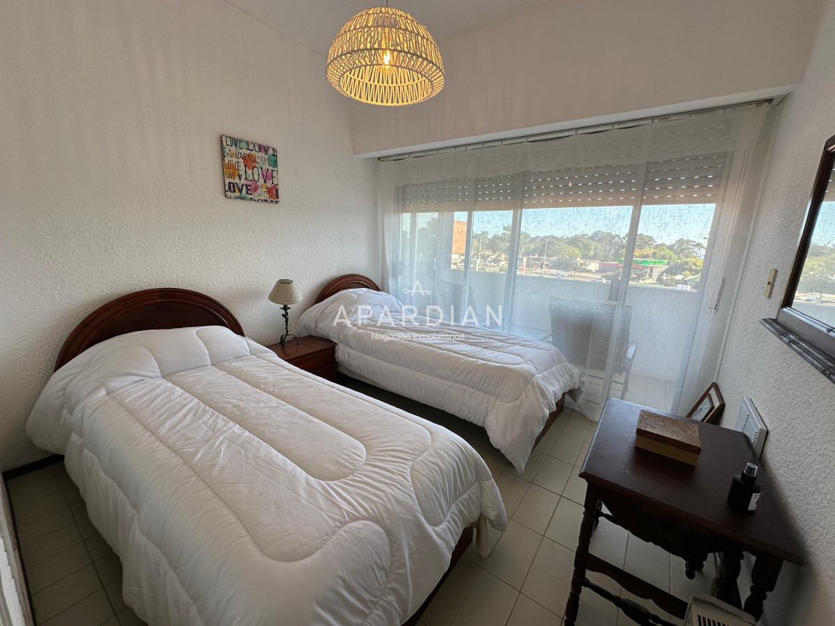 Apartamento ID.21093586 - Apartamento de 2 dormitorios en alquiler temporal