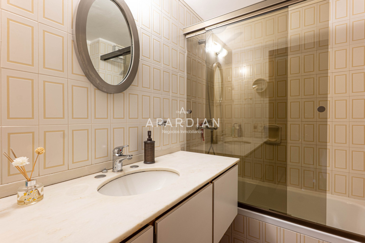 Apartamento ID.21099465 - Apartamento de 3 dormitorios mas dependencia en venta