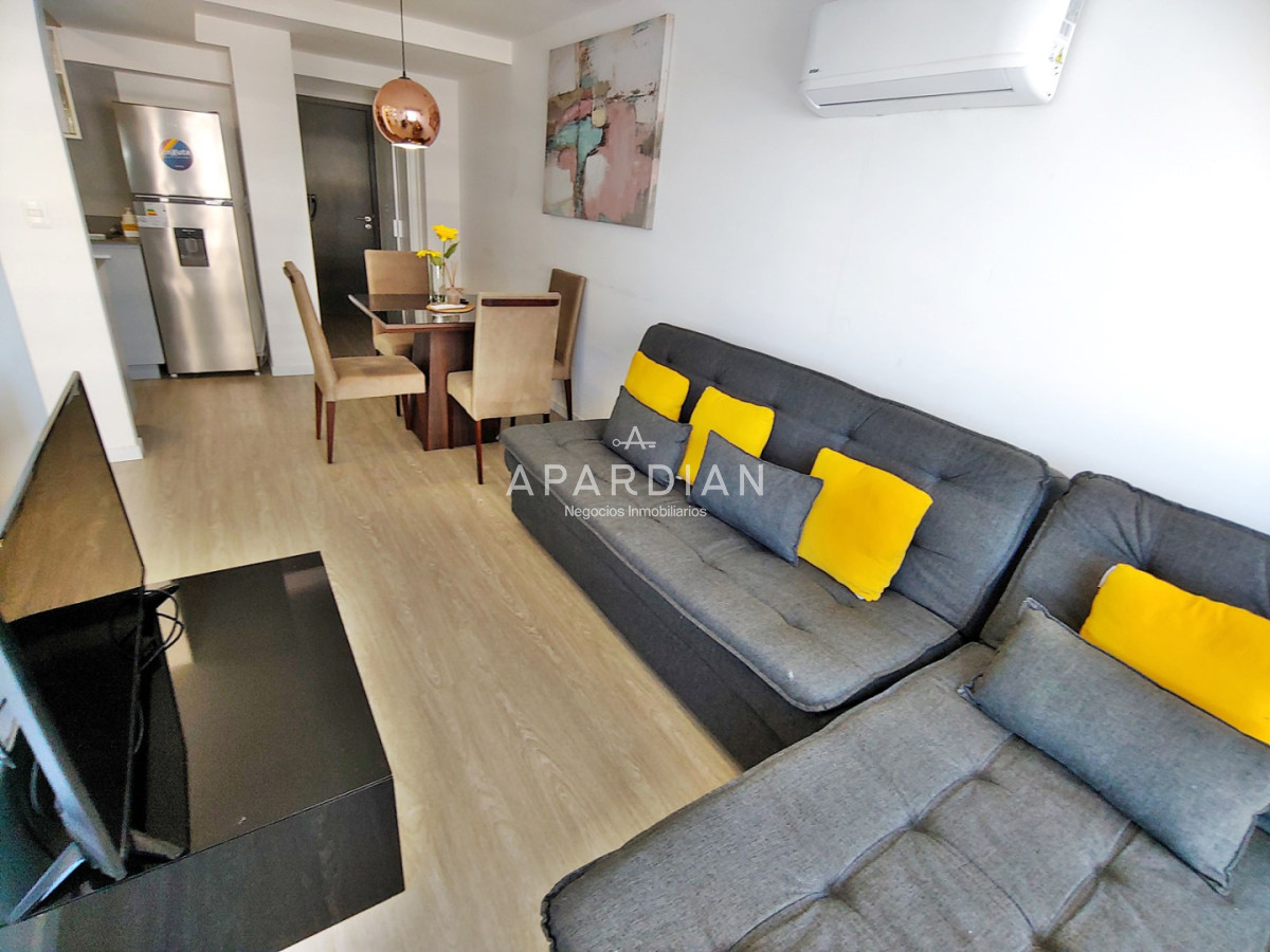 Apartamento ID.21098885 - Apartamento de 1 dormitorio en alquiler 