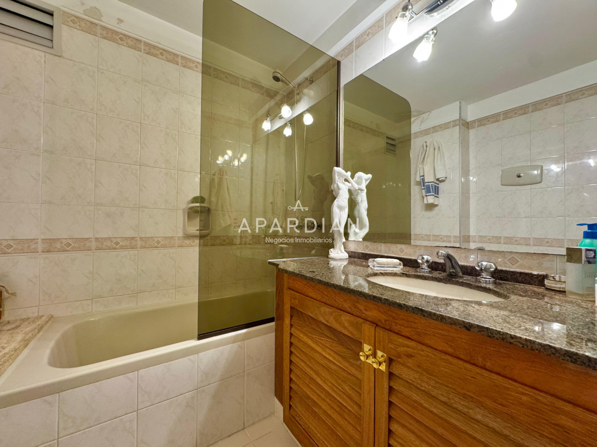 Apartamento ID.21097204 - Apartamento 2 dormitorios en venta Punta del Este