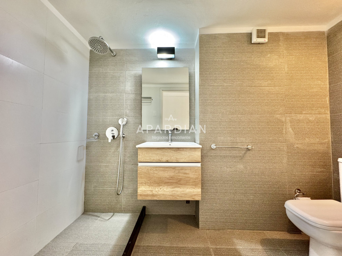 Apartamento ID.21097883 - Apartamento en alquiler anual 3 dormitorios Punta del Este