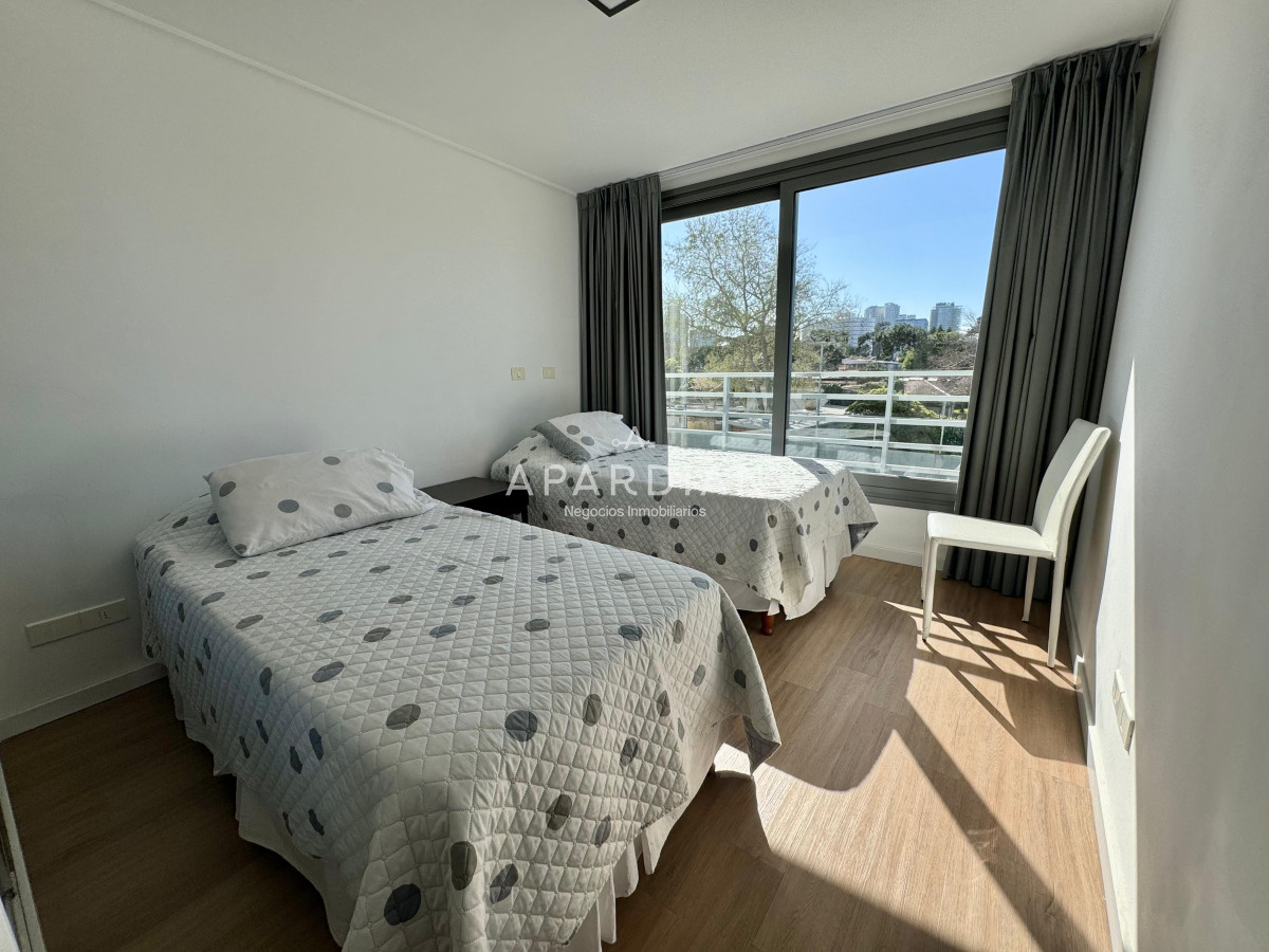 Apartamento ID.21098343 - Apartamento en Alexander Bouevard 3 dormitorios