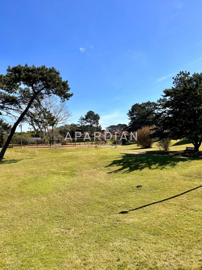 Apartamento ID.21093613 - Apartamento de 2 dormitorios con vista al mar
