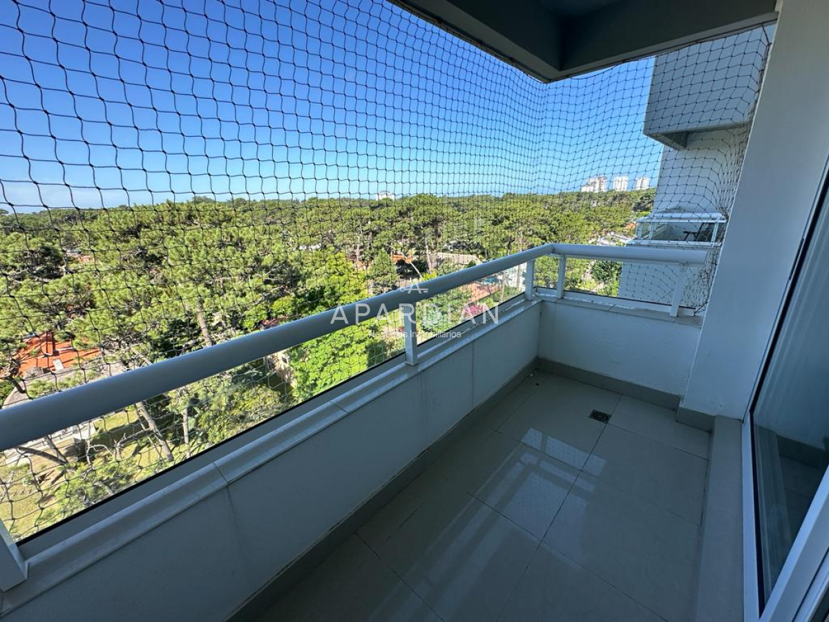 Apartamento ID.21094863 - Apartamento de 2 dormitorios con buenos servicios