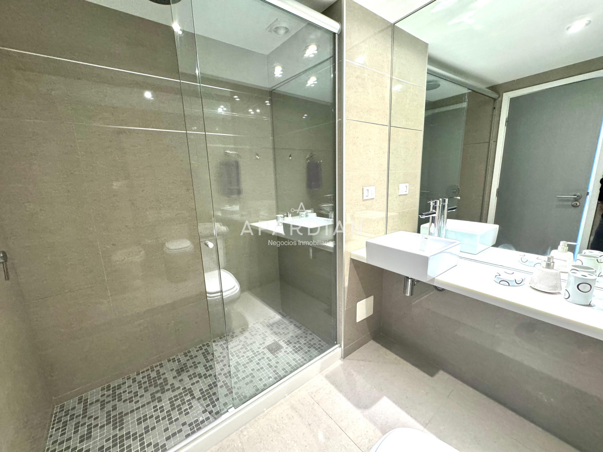 Apartamento ID.21098343 - Apartamento en Alexander Bouevard 3 dormitorios