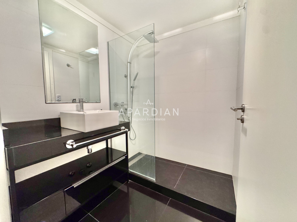 Apartamento ID.21099281 - Apartamento de 3 dormitorios en suite en venta