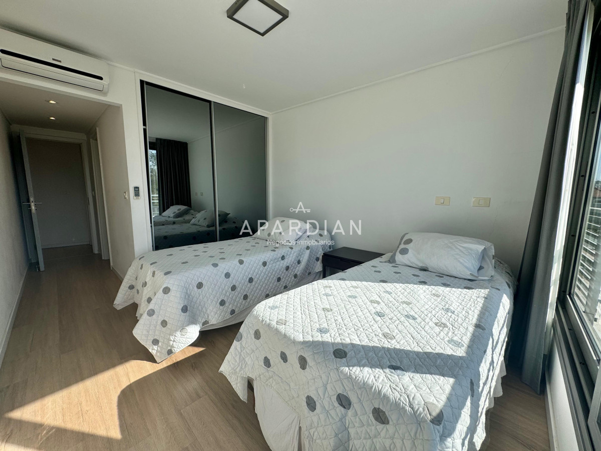 Apartamento ID.21098343 - Apartamento en Alexander Bouevard 3 dormitorios