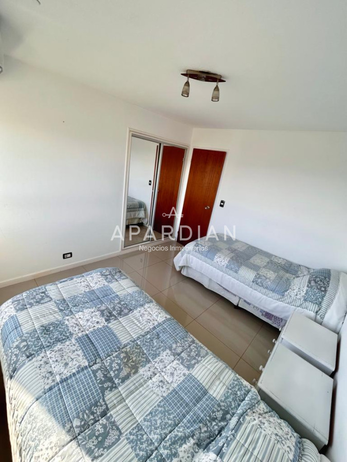 Apartamento ID.21093613 - Apartamento de 2 dormitorios con vista al mar