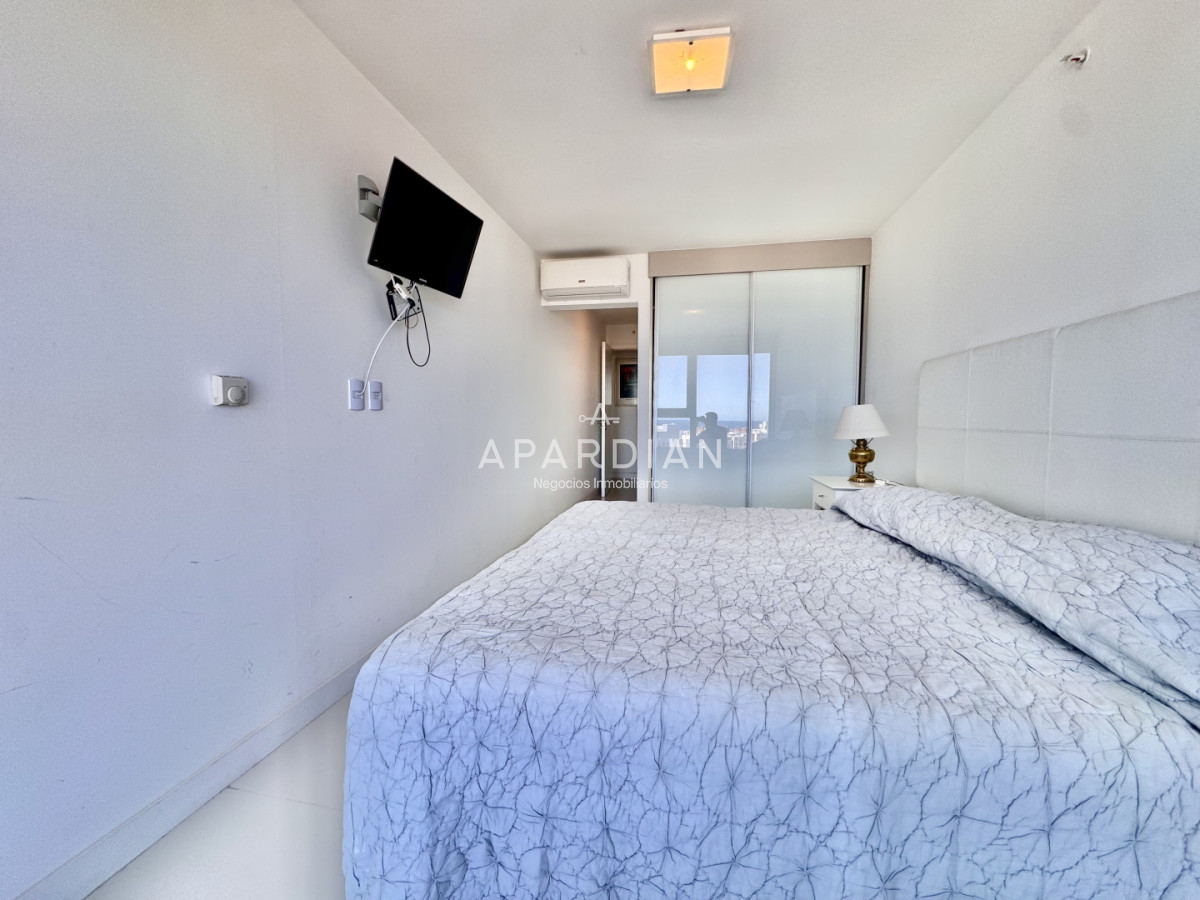 Apartamento ID.21099281 - Apartamento de 3 dormitorios en suite en venta