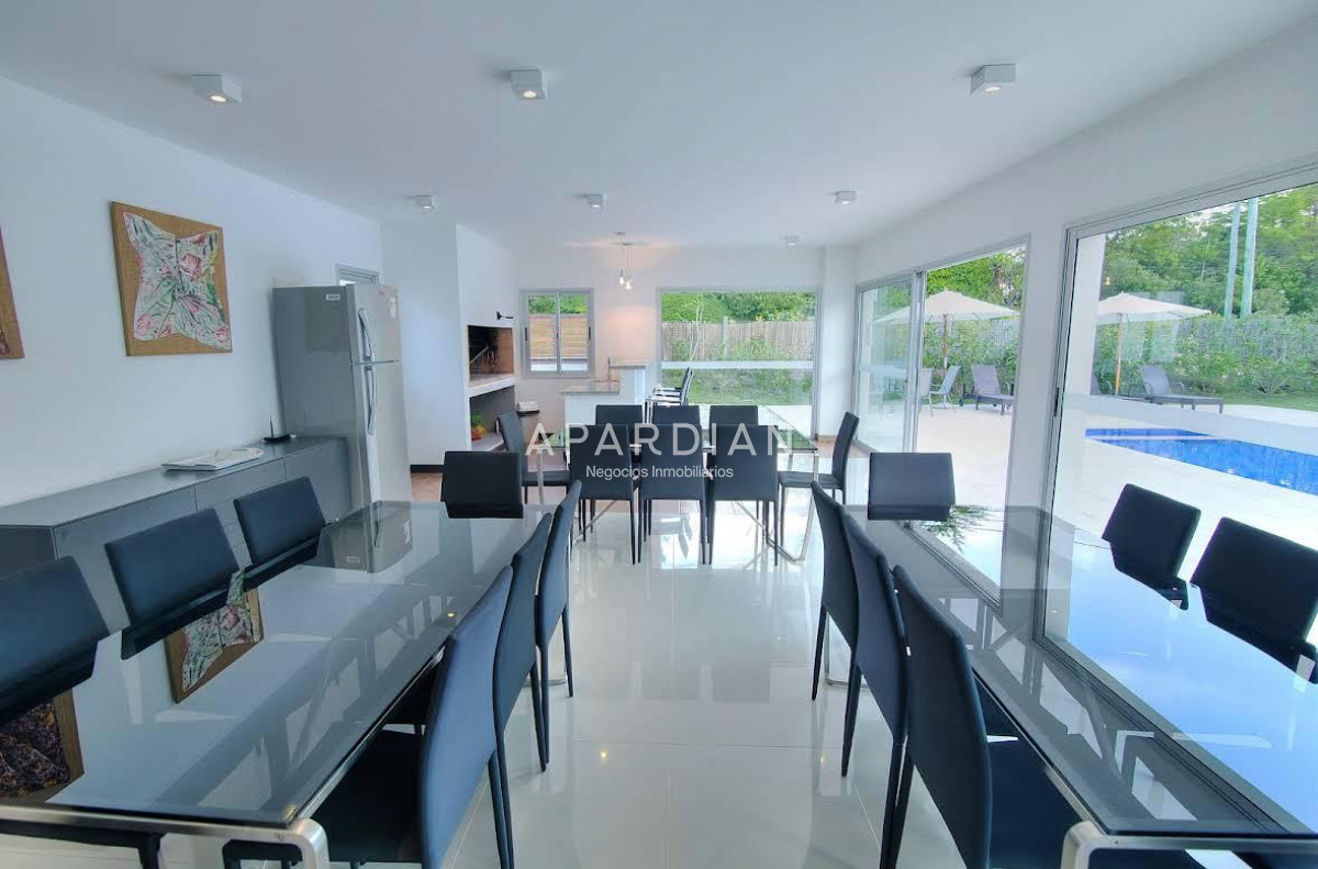 Apartamento ID.21099370 - Apartamento en venta playa mansa 2 dormitorios