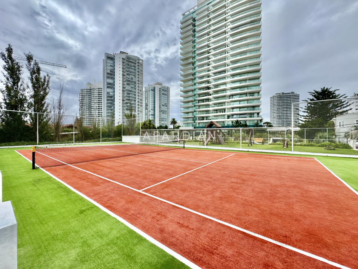 Apartamento ID.21099164 - Apartamento 3 Suites a la venta frente al mar